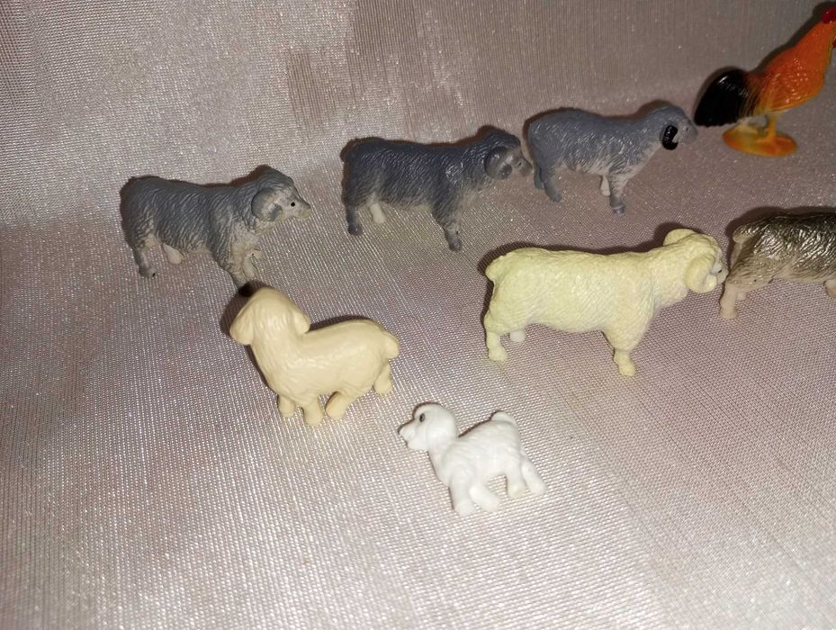 Игрушки мелкие детские фигурки баран овца ягненок курица петух утка