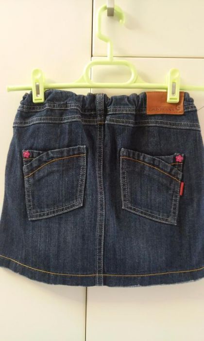 Conjunto saia da Girândola e blusa da Tiffosi