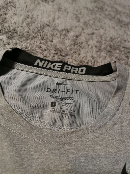 Koszulka kompresyjna Nike Pro
