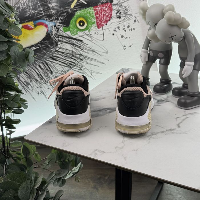 Кросівки Nike Air Max Excee 38 розмір E770