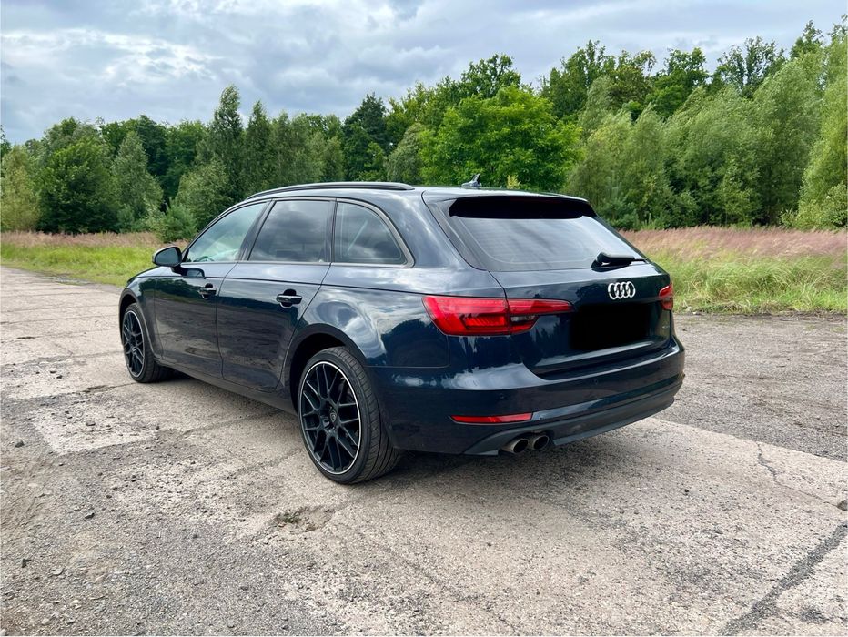 Audi a4b9 quattro