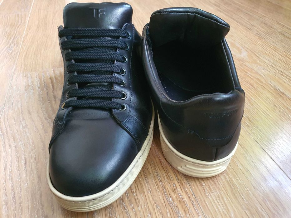 TOM FORD туфли-кроссовки  Класса люкс.