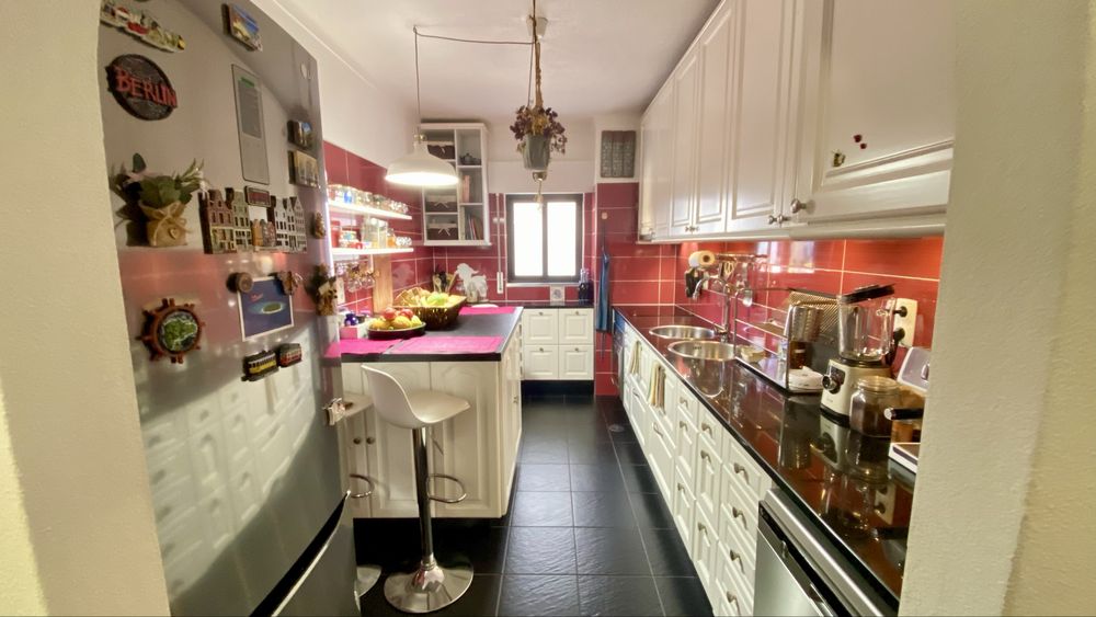 T2+1 em Albufeira Centro – Renovado, Mobilado e Perto da Praia!