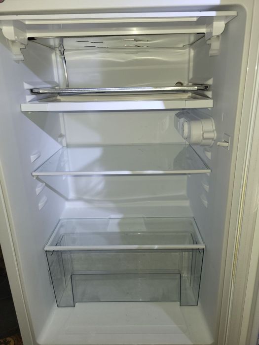 Холодильник Vestfrost