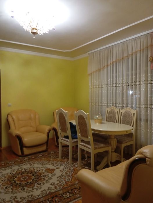 Продам великий будинок  в Луцькому  районі /був Горохівський!