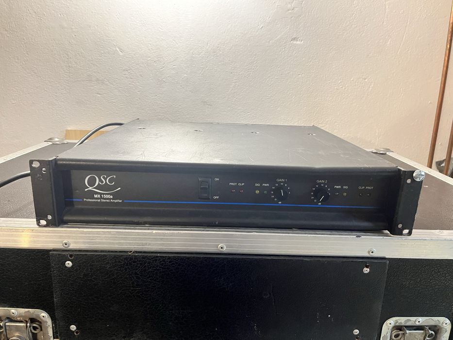 QSC MX 1500A wzmacniacz mocy