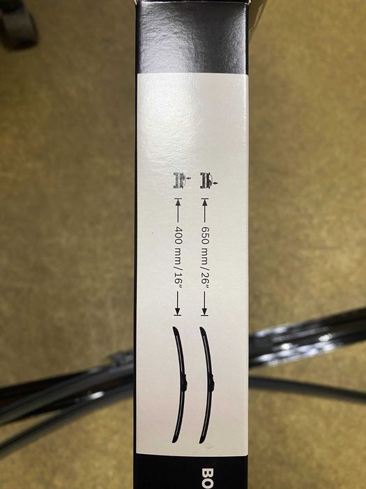 Щітка склоочисника комплект TOYOTA AVENSIS T27. BOSCH 3397007538