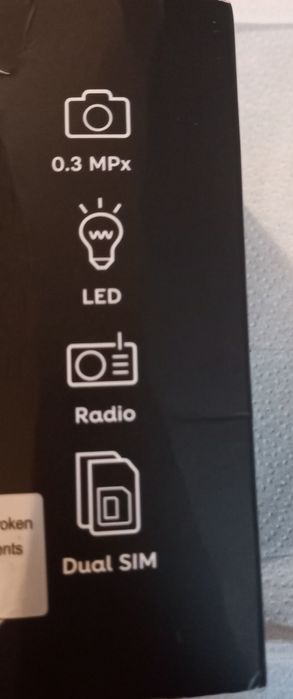 Telemóvel C11, em preto.