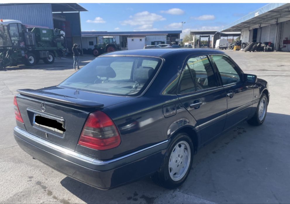 Mercedes benz c220