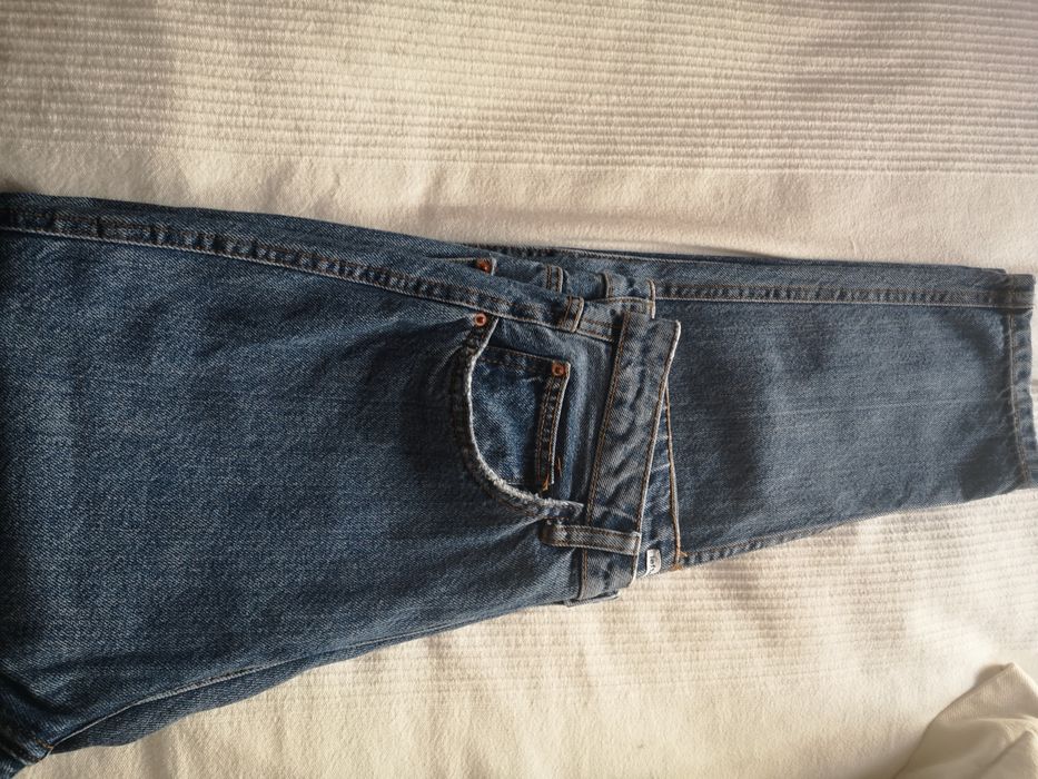 Calças mom fit lefties
