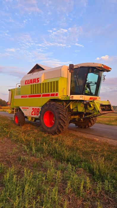 Комбайн claas mega 208 lexion