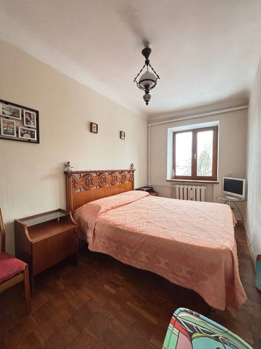 Продаж 3-кім квартири в центрі міста