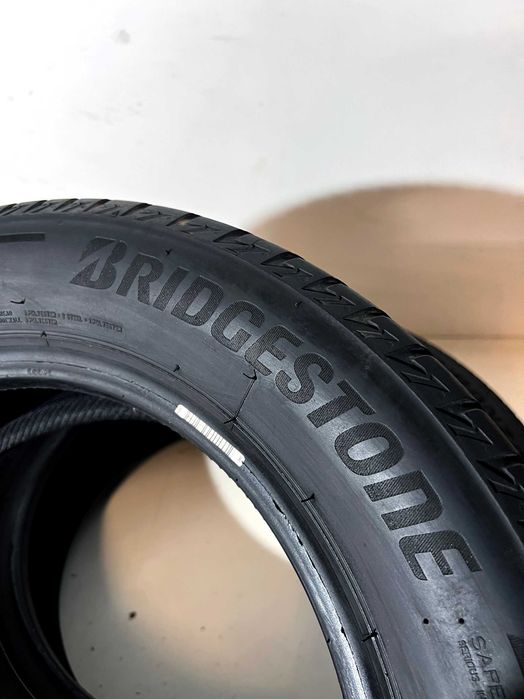 Pneus Bridgestone Turanza T005 - 185/60/15 - Excelentes