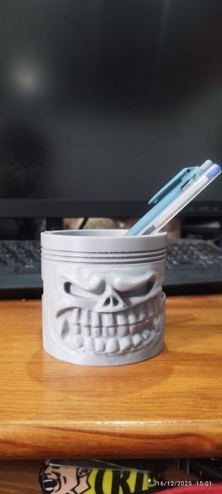 Pistão copo de canetas