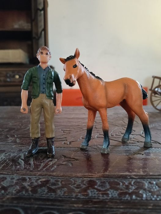 Conjunto figuras / aninais / cavalos Schleich 2