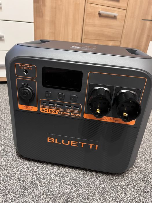 Bluetti AC180P 1440Wh / 1800W