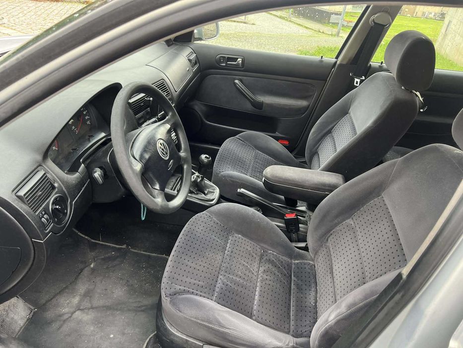 VW Golf IV 1.4 16v A/C Nacional