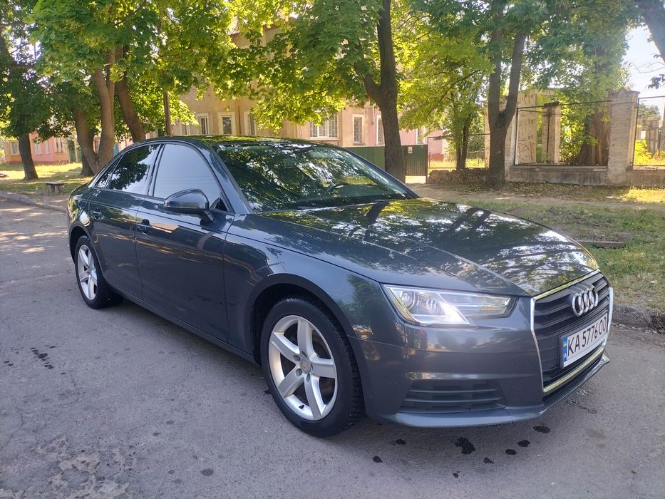Продам Audi A4 b9 2.0 дизель