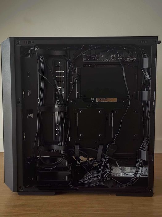 PC Gamer Ryzen 7 7800X3D / RTX 5070 / DDR5 32GB / Praticamente Novo