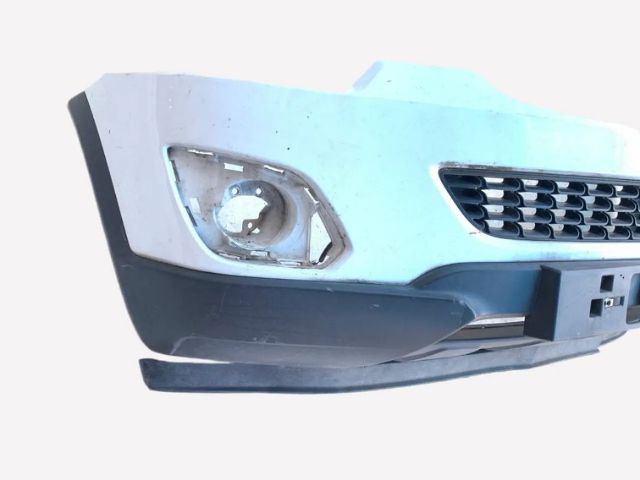 Бампер передній Opel Antara