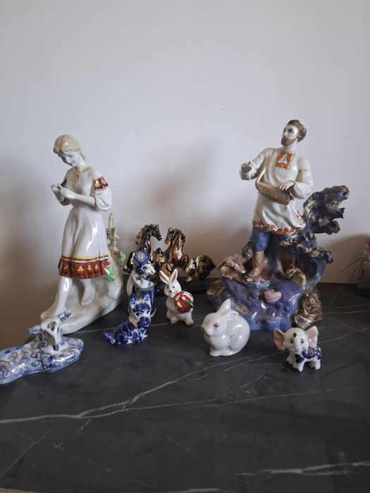 Статуетки фарфорові