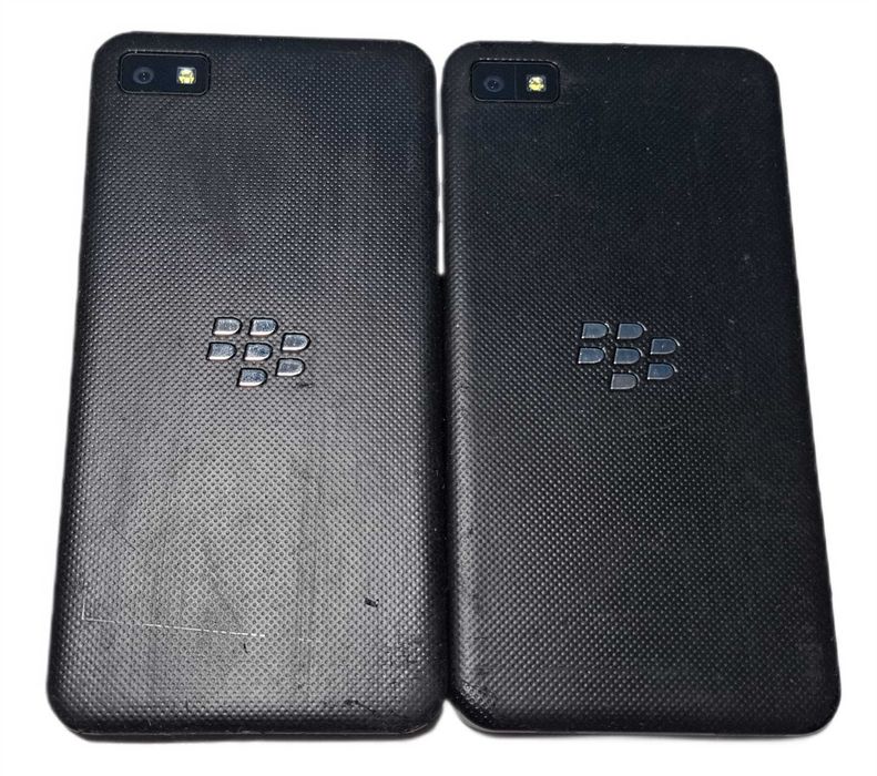 BlackBerry Z10 – Czarny - 3 Sztuki - Sprawne - Dobry stan - PL -