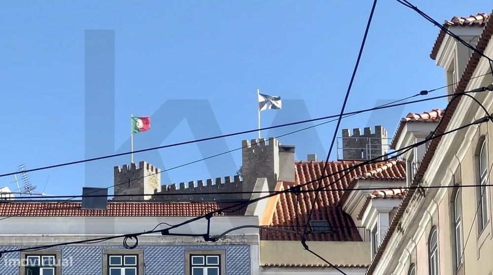 Baixa de Lisboa | T2 renovado a 2 min do metro do Rossio