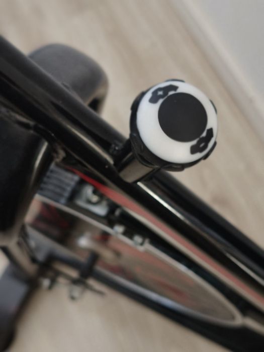 Vendo Bicicleta  Estática KNS EB-01