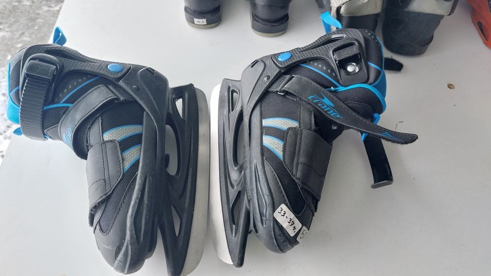 Łyżwy regulowane  33 do 37 rozmiar