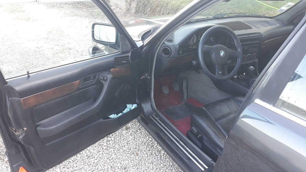 BMW 525 E34 com autoblucante