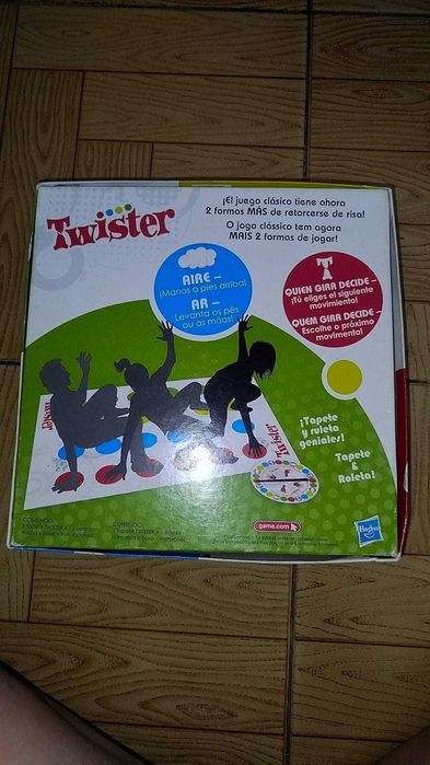 Jogo Twister da hasbro gaming