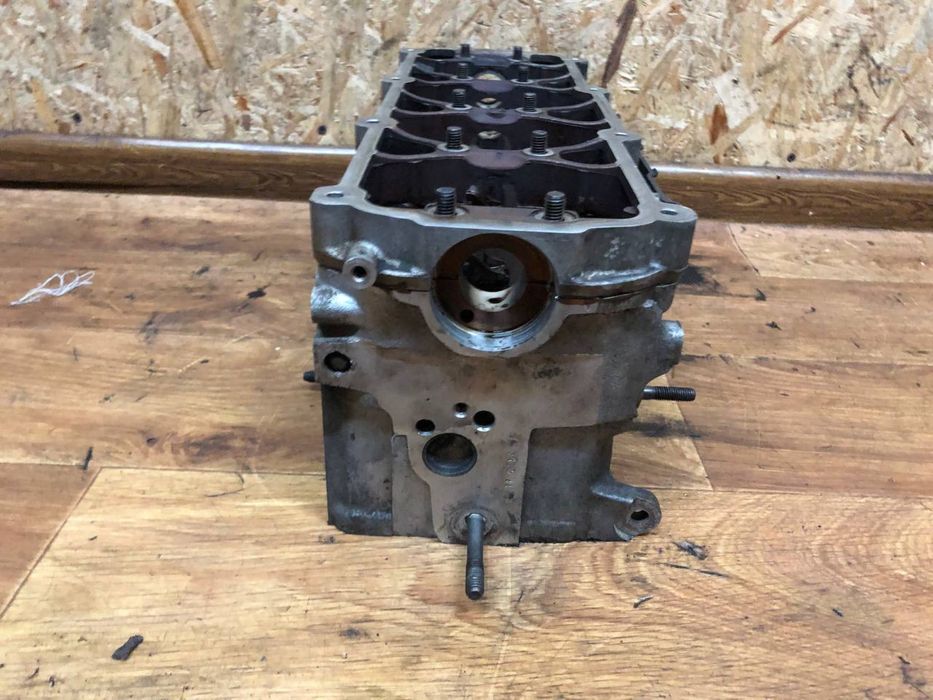 Головка BGU BSE BSF VW GOLF Skoda tour a5 1.6 Mpi