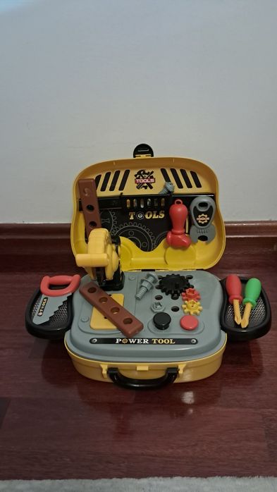 workbench with tool box64584650285954124