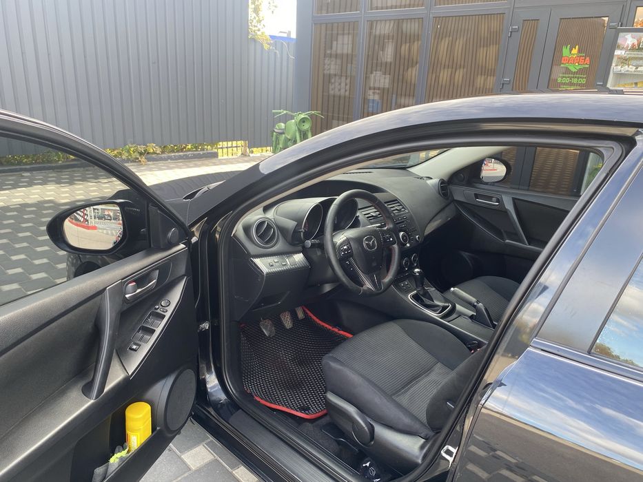 Продам гарну автивку
