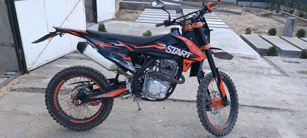 Продам мото KOVI START 250