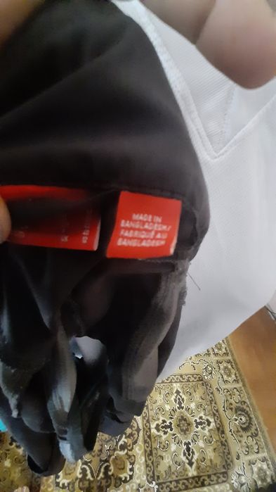 Жилет  Puma  фирменный