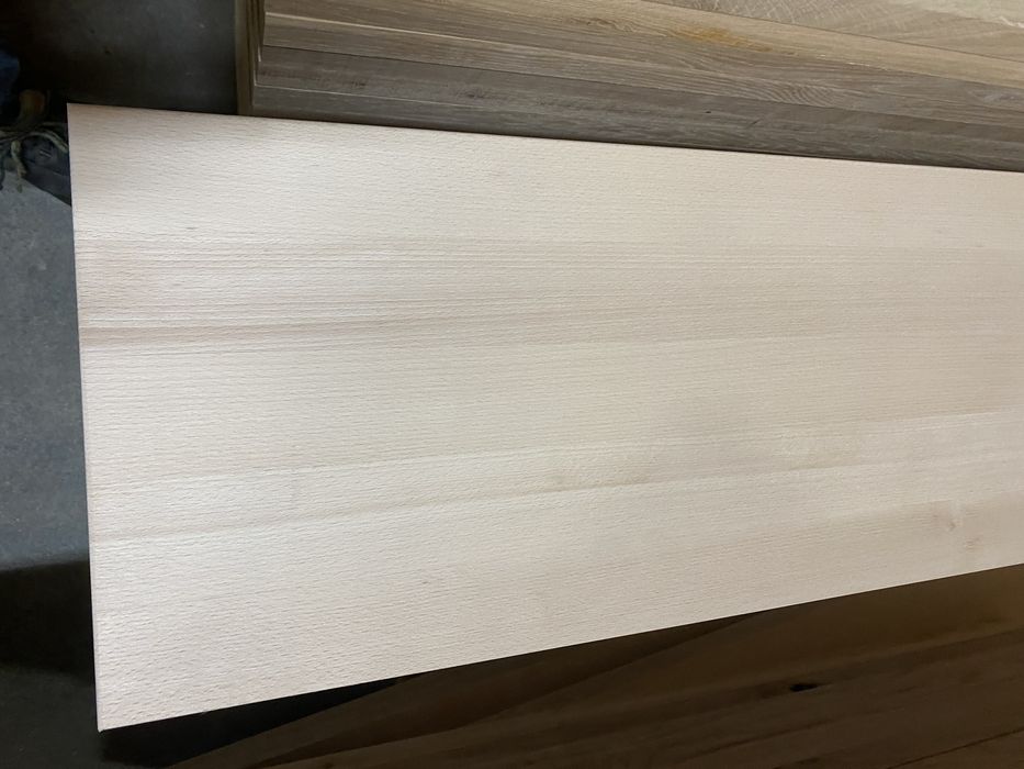 Schody drewniane z litego drewna J