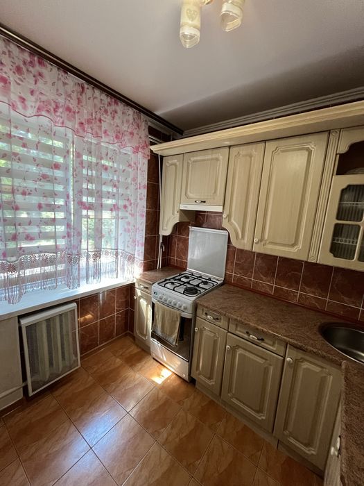 Здається 2-кімнатна квартира. Подобово