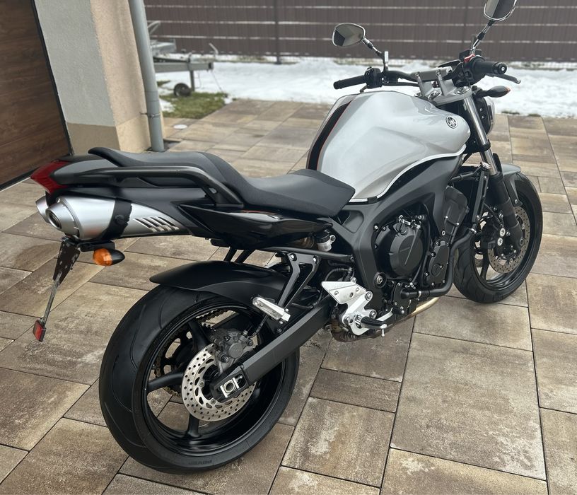 Yamaha FZ6 super stan! FZ6 S2! Warto!