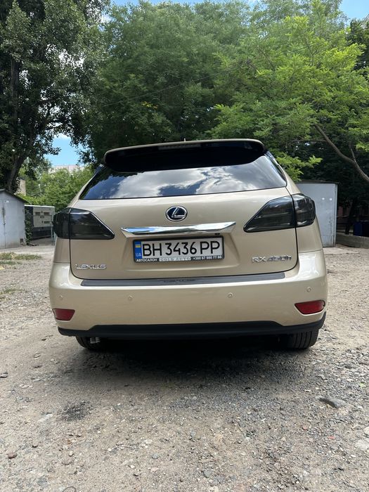 Lexus RX450h весь обслужен обмен на Tesla