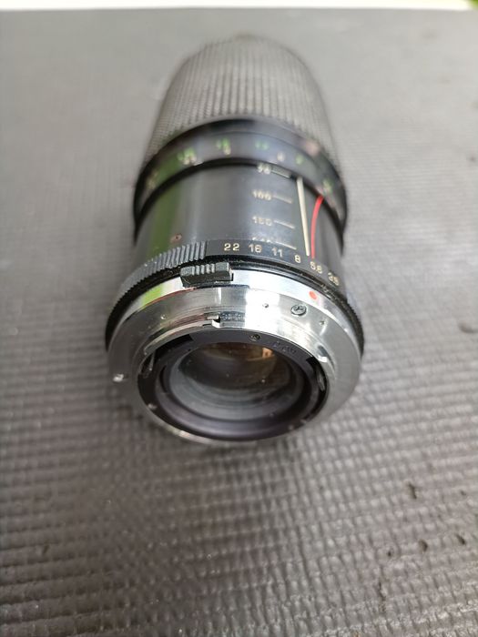 vivitar series 1 70-210mm f/3.5