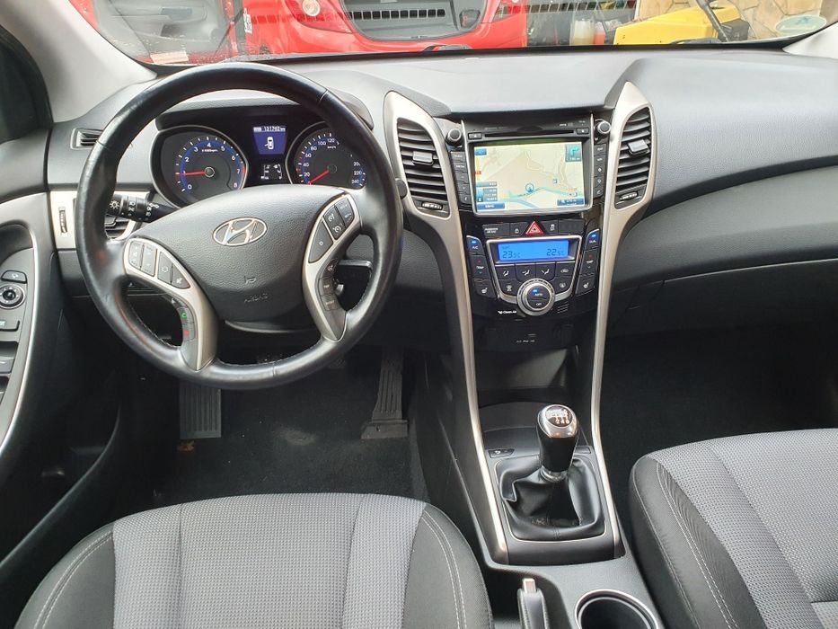 HyundI I30 1.4 100KM LED NAVI KAMERA Niski Przebieg