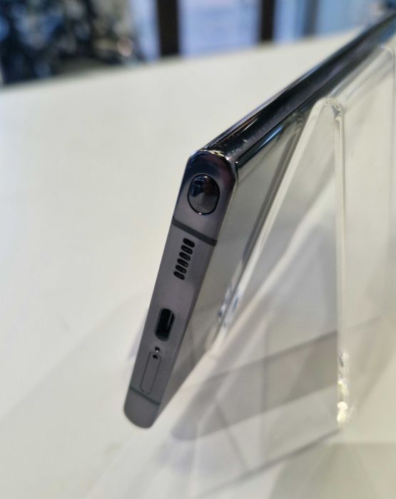 Samsung S22 Ultra 12/512