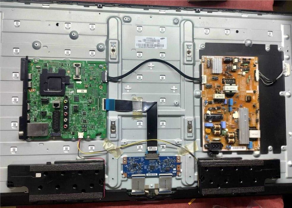 Телевизор SAMSUNG UE39F5300 AK на запчасти