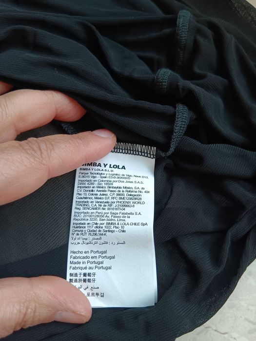 Camisola preta com desenhos