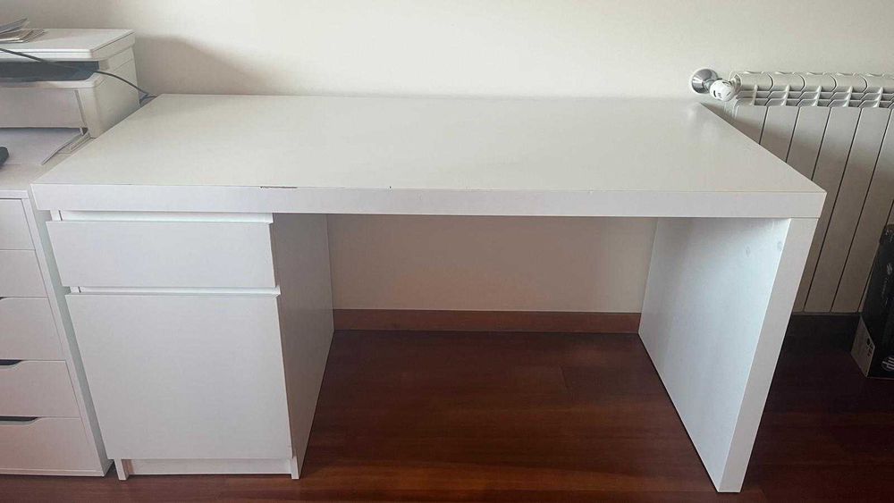 Secretária IKEA MALM Branca