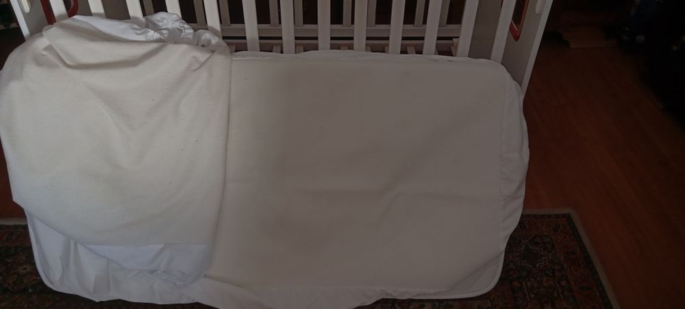 Cama de grades criança com colchão