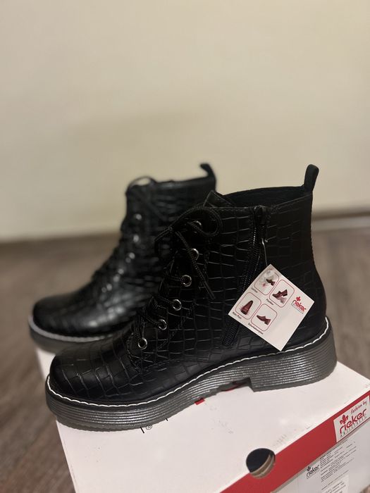 Черевики Rieker демісезонні