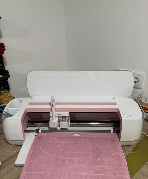 Cricut Maker cor-de-rosa