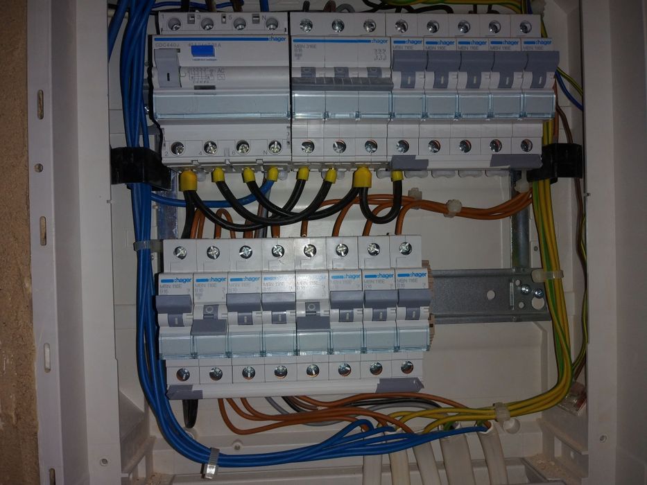 Elektryk, montaż instalacji elektrycznej,usuwanie awarii